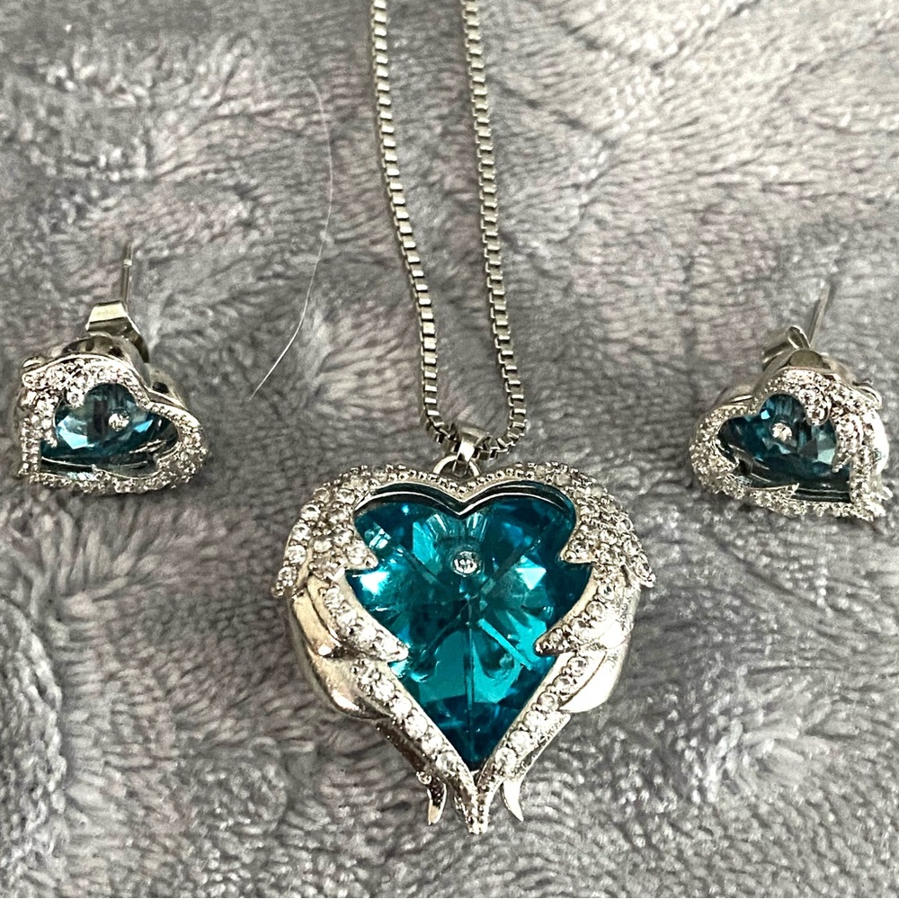 Angel Wing Heart Crystal Necklace & Earrings Set Blue Turquoise Tone